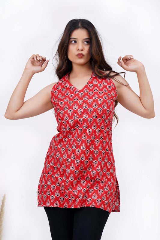 Pataka Paro Halter Neck Short Kurti